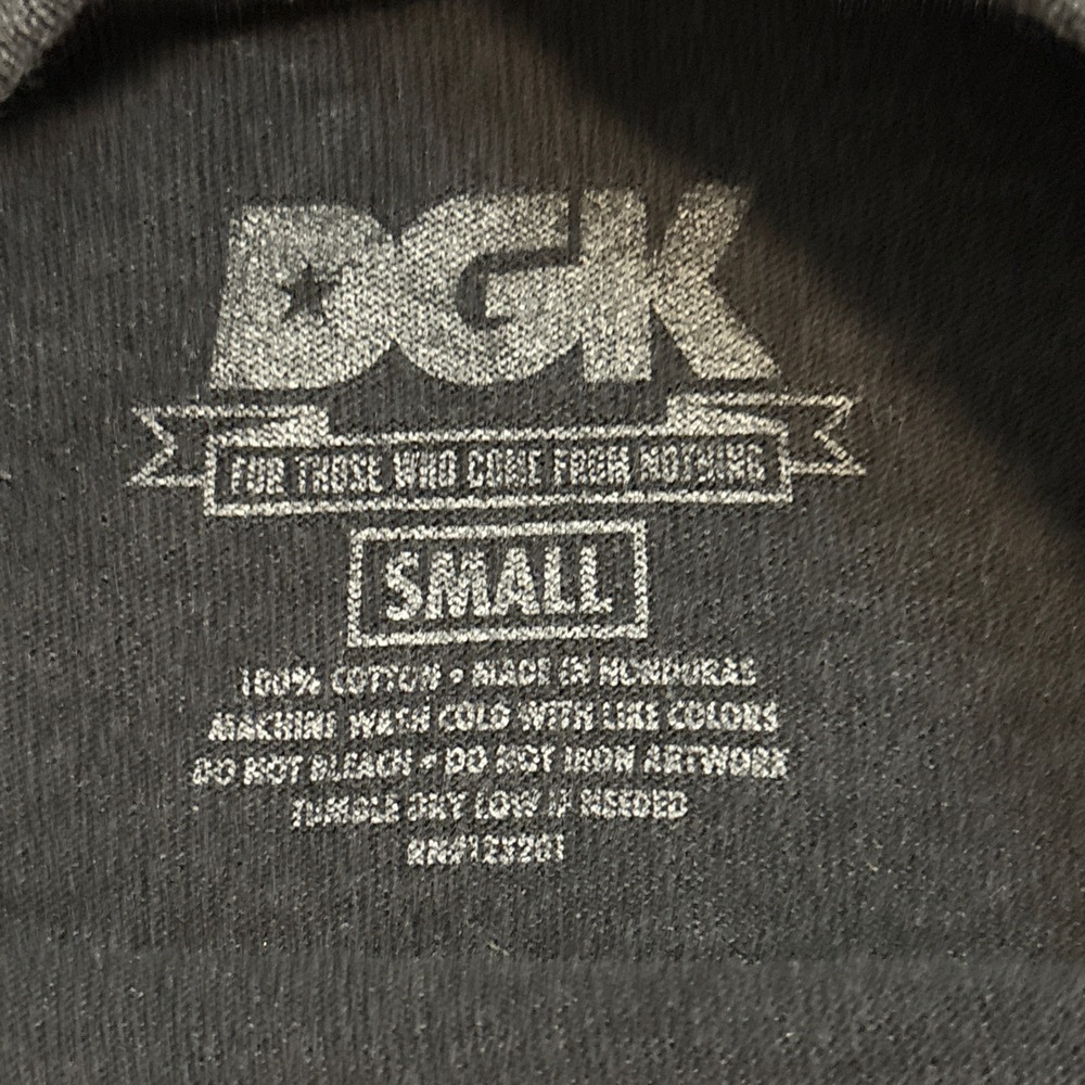 Retro DGK Graphic T-Shirt Rose and Virgin Mary Black Men's Streetwear Skate - Picture 4 of 8